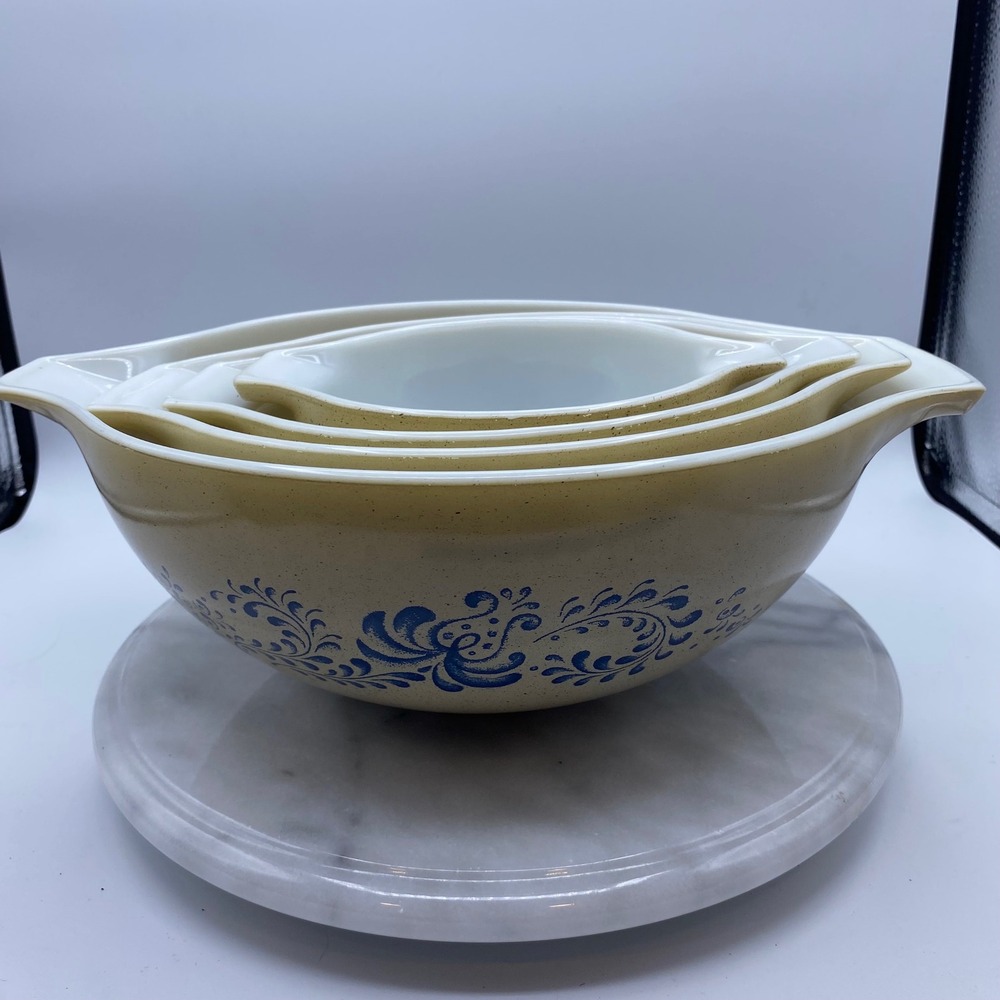 Pyrex Vintage Cinderella Nesting Mixing Bowl Set Blue Onion Speckled Tan 4pc